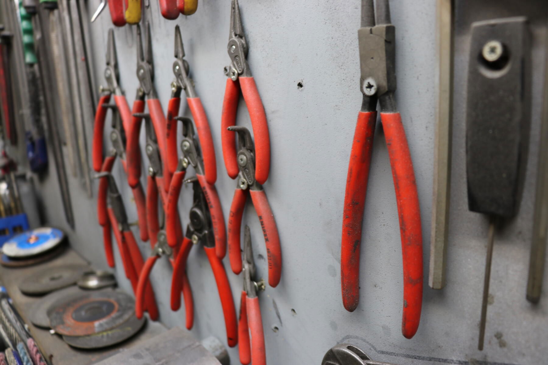 Tipps und Tricks für mehr Ordnung in der Werkstatt